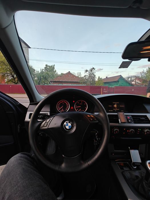 Bmw e61 525d break