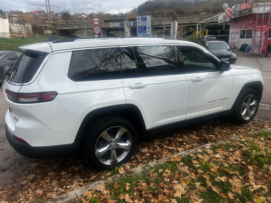 Продавам перфектния семеен джип  Grand Cherokee