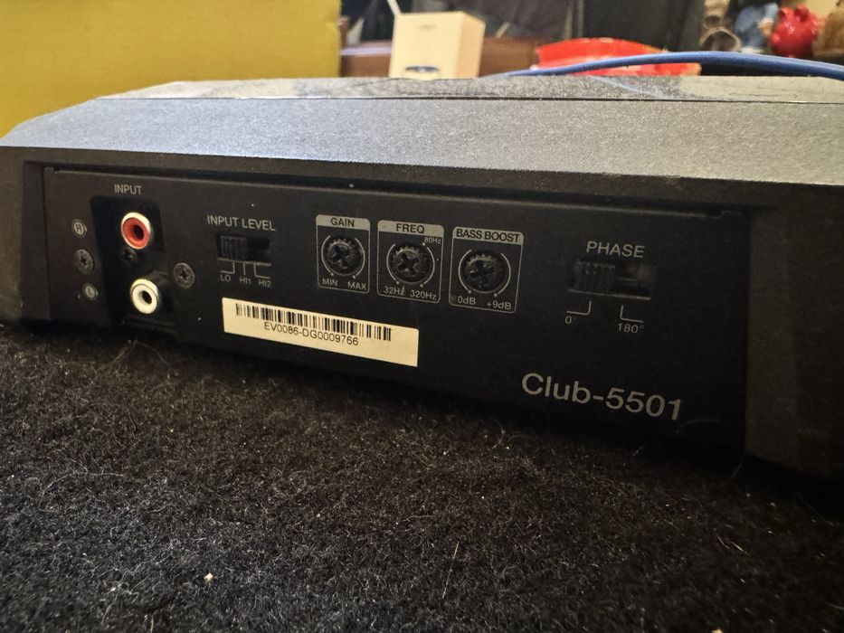 subwoofer jbl cu amplificator jbl club-5501
