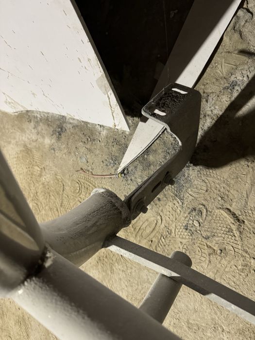 Продам кенгурятник прадо 120