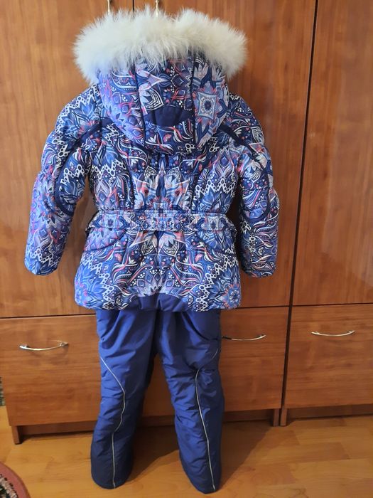 Зимний комбинезон на девочку