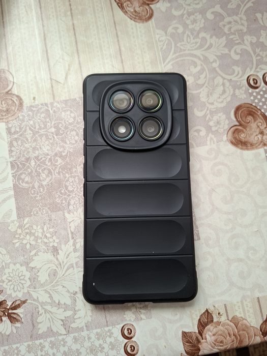 Xiomi Redmi Note 14 pro 5 g ca notare un an în februarie