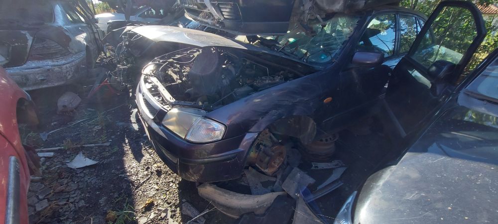 Mazda 323f 2000 2.0ditd