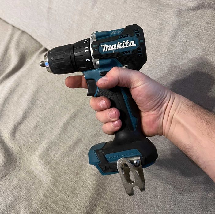 Masina gaurit Makita DDF487 18V LXT Brushless doar corp