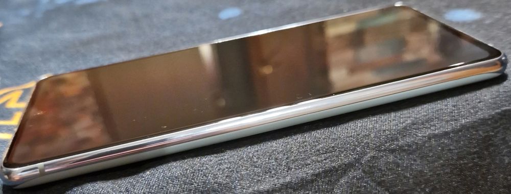 Samsung S20 FE, culoare rara, ca nou!