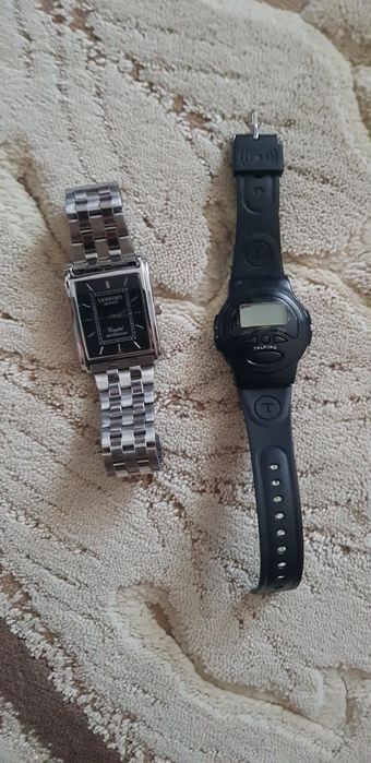 Продам часы  спутник