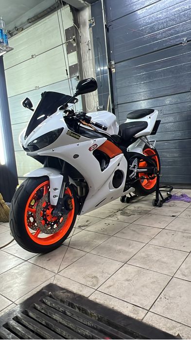 Продам YAMAHA R6 2005