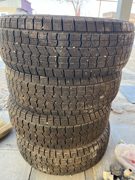 Зимние шины 205/65/15