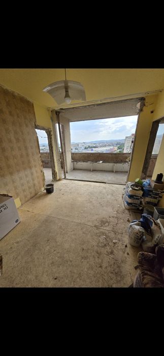 САМОСВАЛ /  Пясък ,  Чакъл