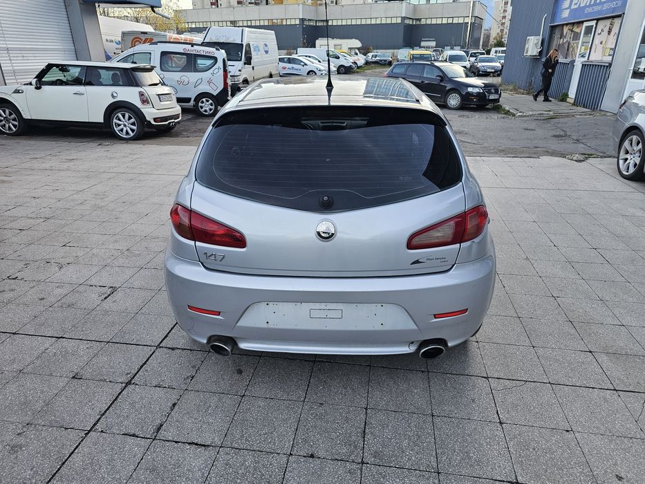 Алфа 147 1.6 Blackline на части