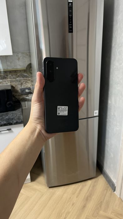 Samsung A36 5G 256 gb. Телефон