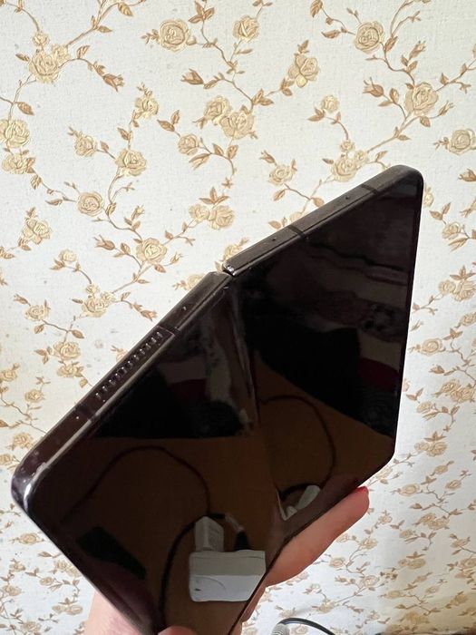 Galaxy Z fold 4 512gb