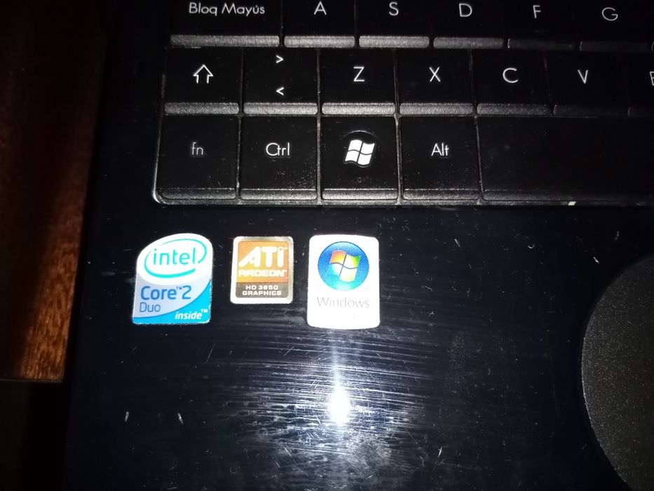 Лаптоп Packard bell