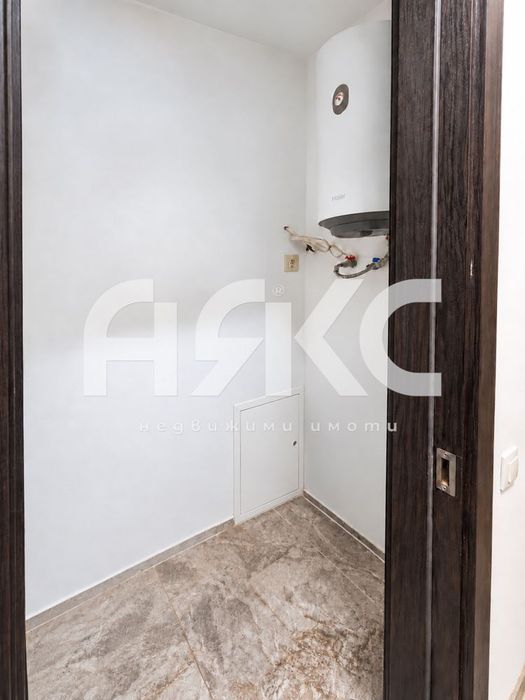 Продава се Тристаен апартамент в София, Горна баня - 95 кв.м за 3358 €/кв.м - Снимка #7