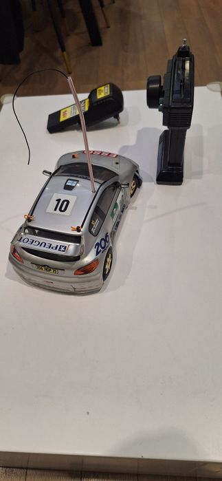 Продавам RC/Радиоуправляеми колички NIKKO
