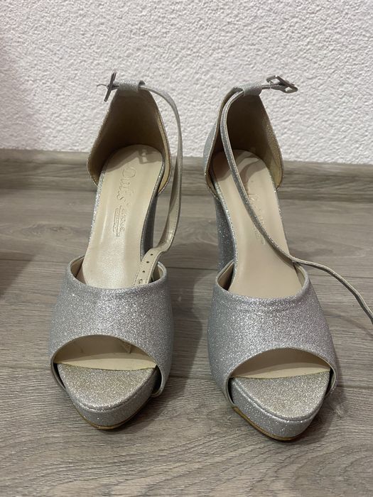 Официални обувки