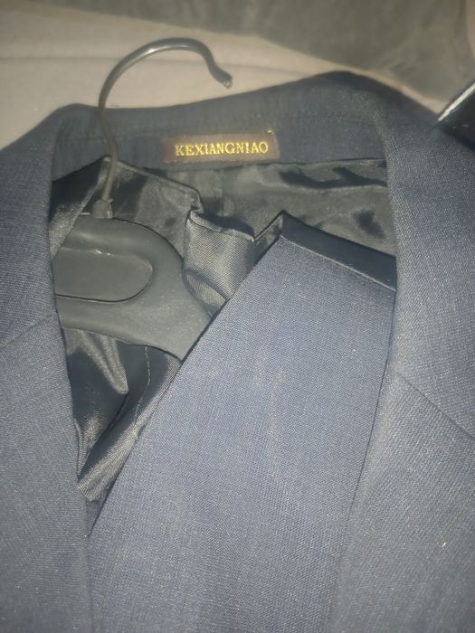 Продается мужкой костюм комплект