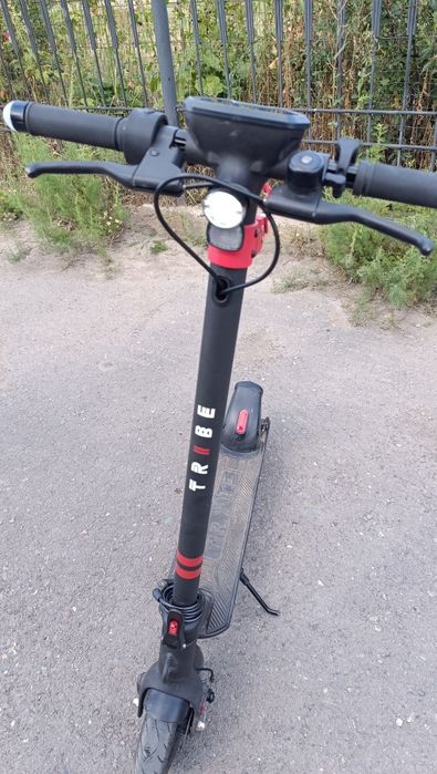 Продам электросамокат tribe maya