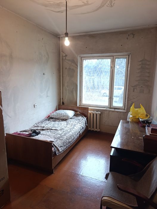 Юнусабад 12, 3/1/5. Балкон 2*6. Уч бакалок.