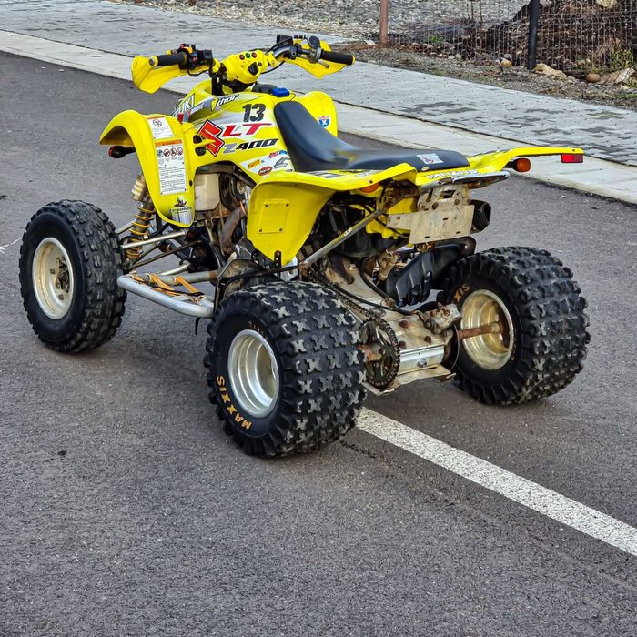 Suzuki LTZ 400.