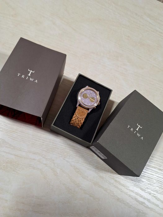 Шведские часы женский новый