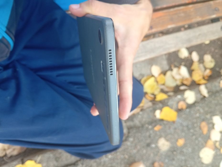 Tableta Lenovo Tab One 8.7" – Ca Noua, Garantie Altex + Cutie si accesorii