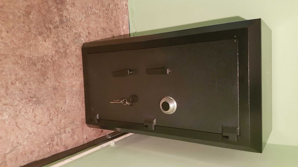 Сейф  ВМ6002   Сейф VALBERG FRS 49EL (new)    Сейф KARAT ASK-67-T