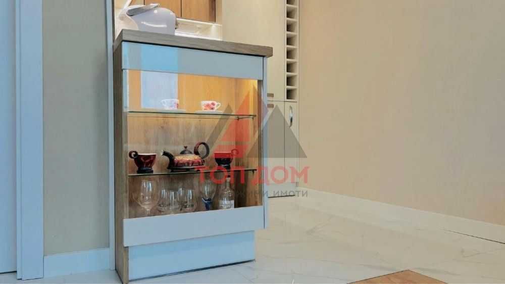 Дава се под наем Двустаен апартамент в Варна, Операта - 65 кв.м за 714 € - Снимка #2