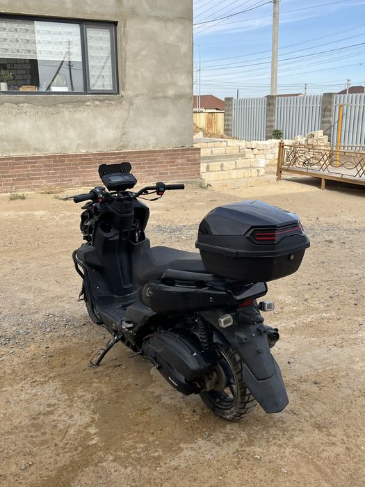 Продается мопед танк 150 куб