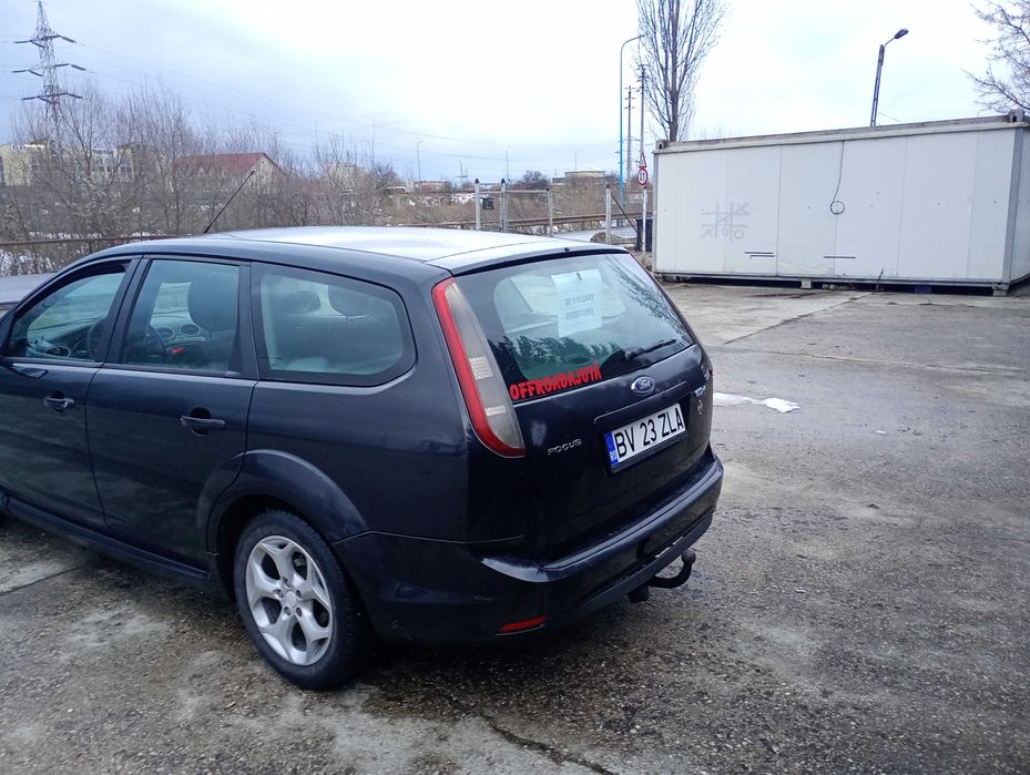 Vând Ford focus 2