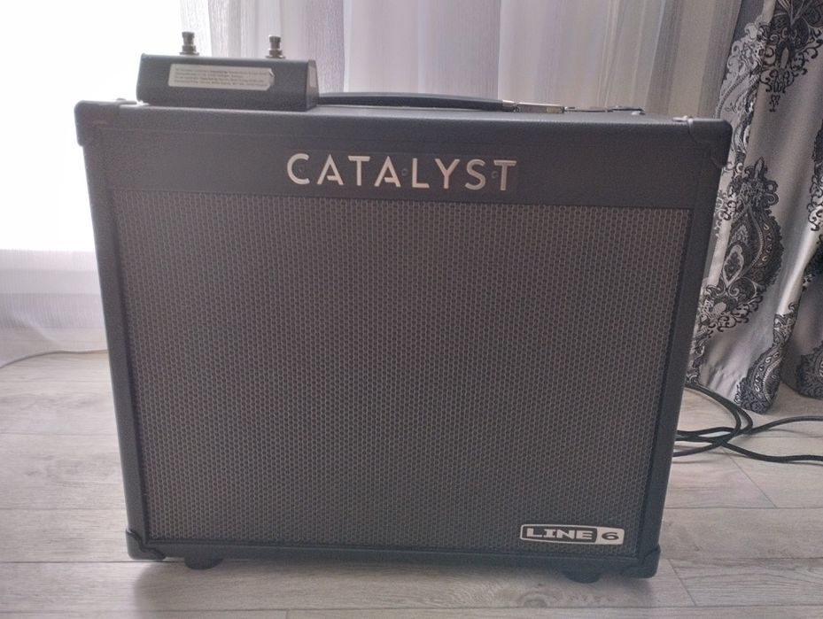 Гитарный комбоусилитель Line 6 catalyst 60