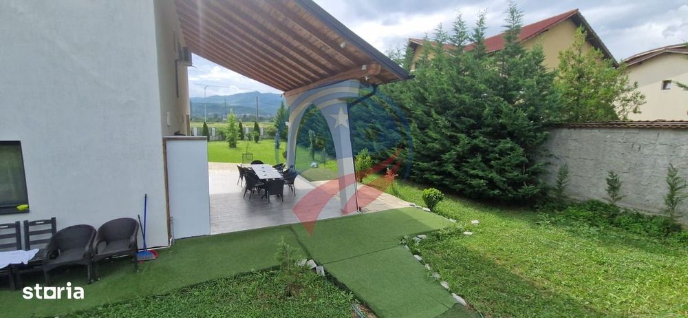 Pensiune  în Călimănești + 2 A-Frame - Teren 5.574 mp - Bonus Mercedes