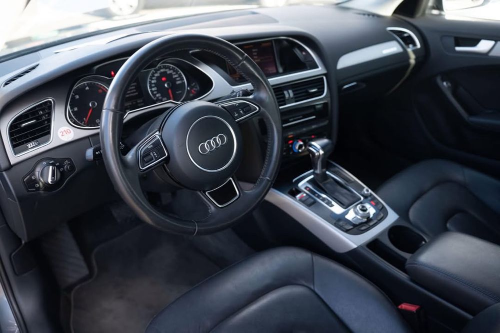 AUDI A4 0 — imagine 3