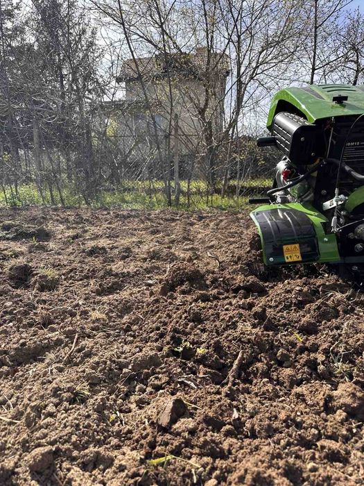 Фрезоване и оране на дворни места и парцели