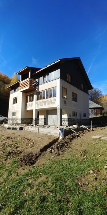 Proprietar -Vand sau Schimb- Casa si teren in Preluca Noua - Maramures