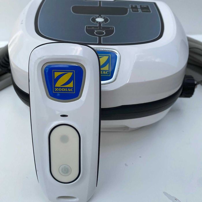 Robot de curățare pentru piscină Zodiac Vortex OV3505 cu telecomandă