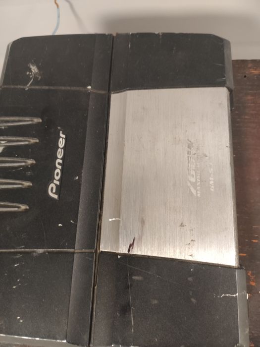 Сабвуфер продам.