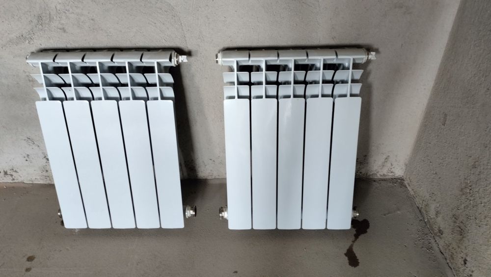 Продам радиатор почти новые