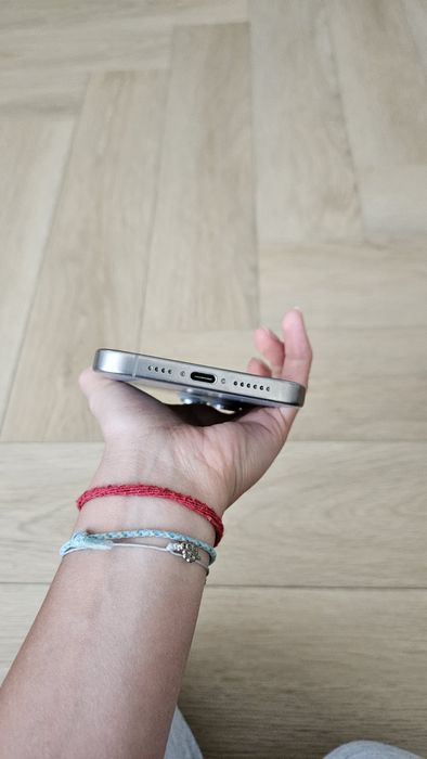 Продам Iphone 15 Pro Max 256 Гб