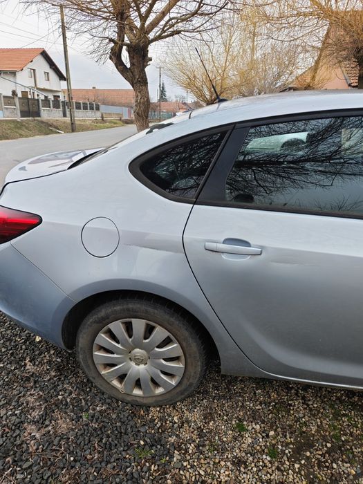 Opel Astra J 2016 1.6 benzină Euro 6