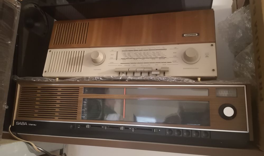 Radio pe lampi Grundig 2147