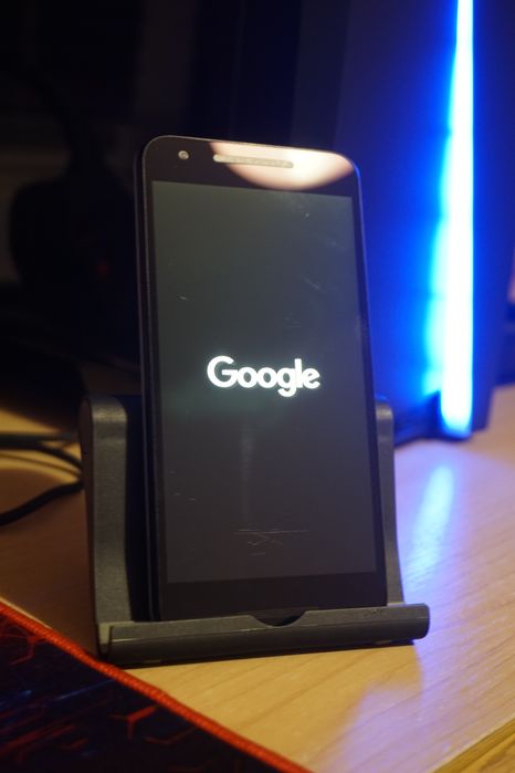 LG Nexus 5X 32GB ROM/2GB RAM