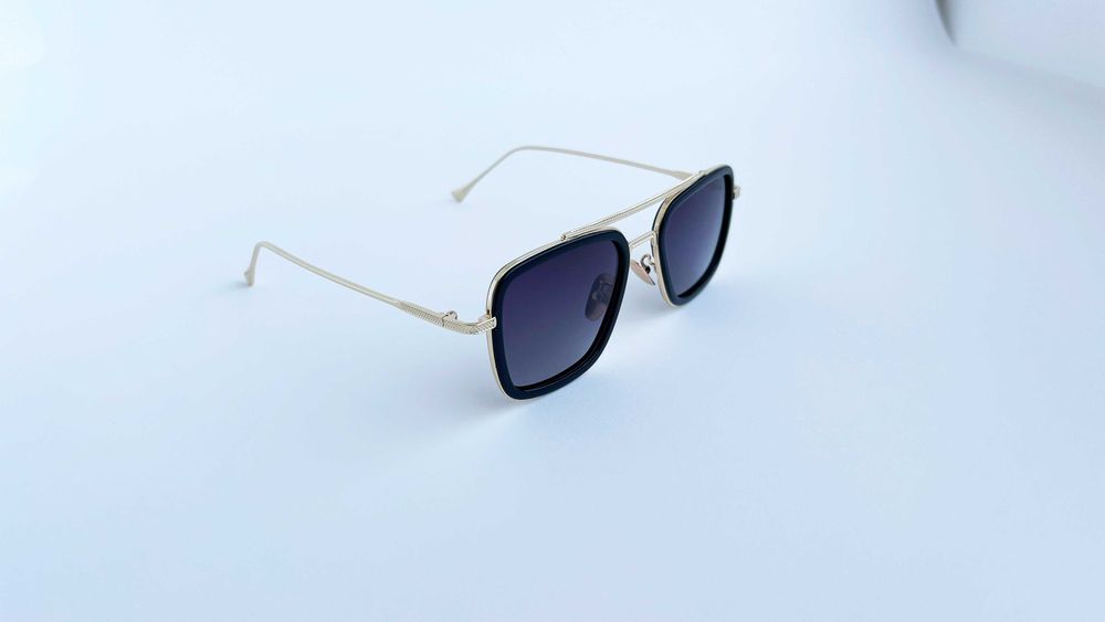 Ochelari de soare Dita Flight Polarizati - Rama aurie Lentile negre