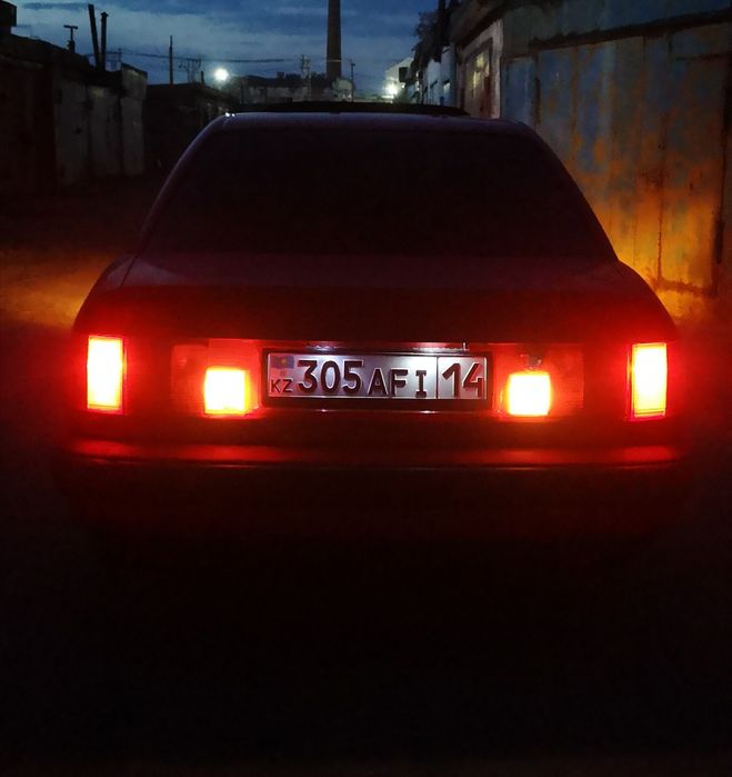 Продам  Ауди 100 С4 1991г