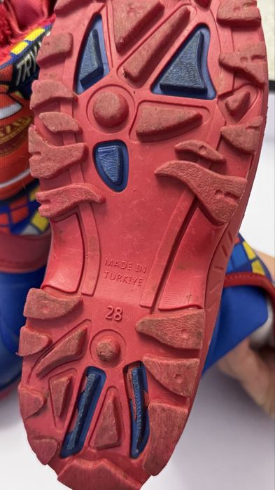 зимни обувки и ботуши