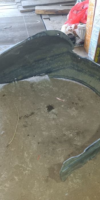 Подкрылок Ауди 100 с4