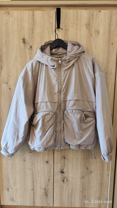 Яке дамско пролетно