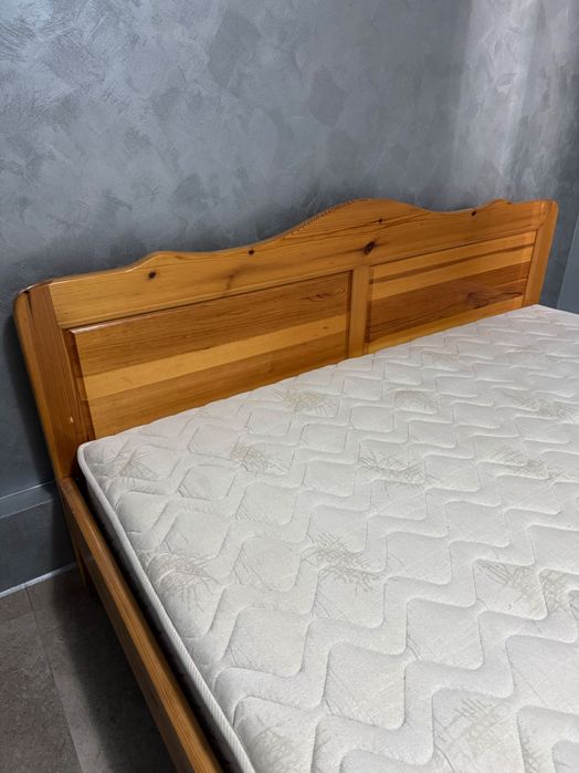 Спалня 160-200 от масивно дърво