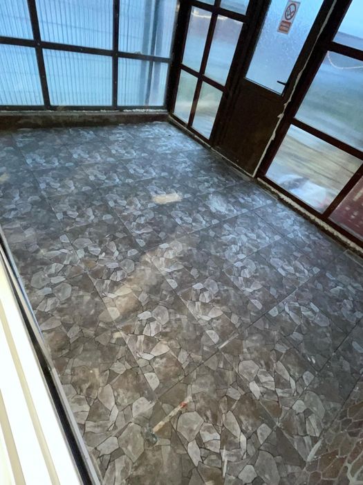 Ofer servicii pentru amenajări interioare și exterioare