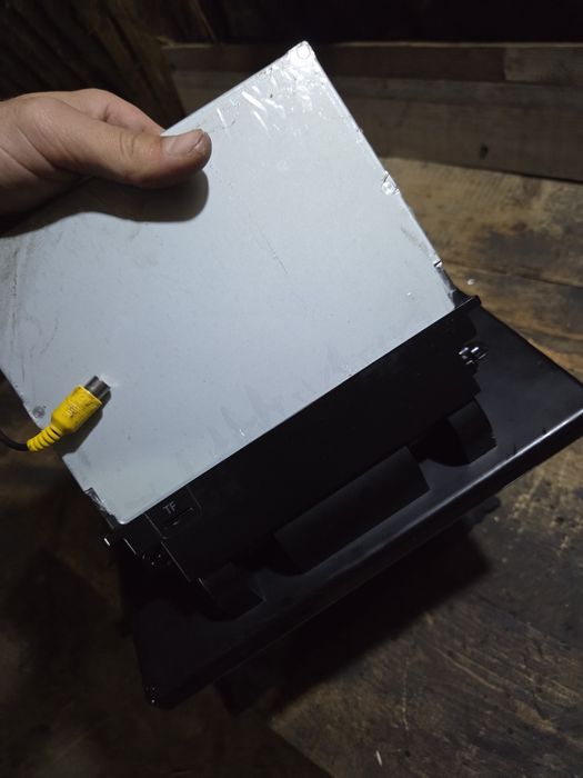 Vând navigați auto